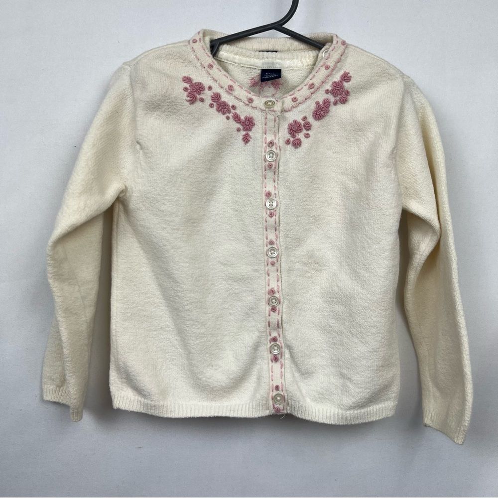 Baby Gap Ivory with pink embroidery cardigan set size 3T. EUC